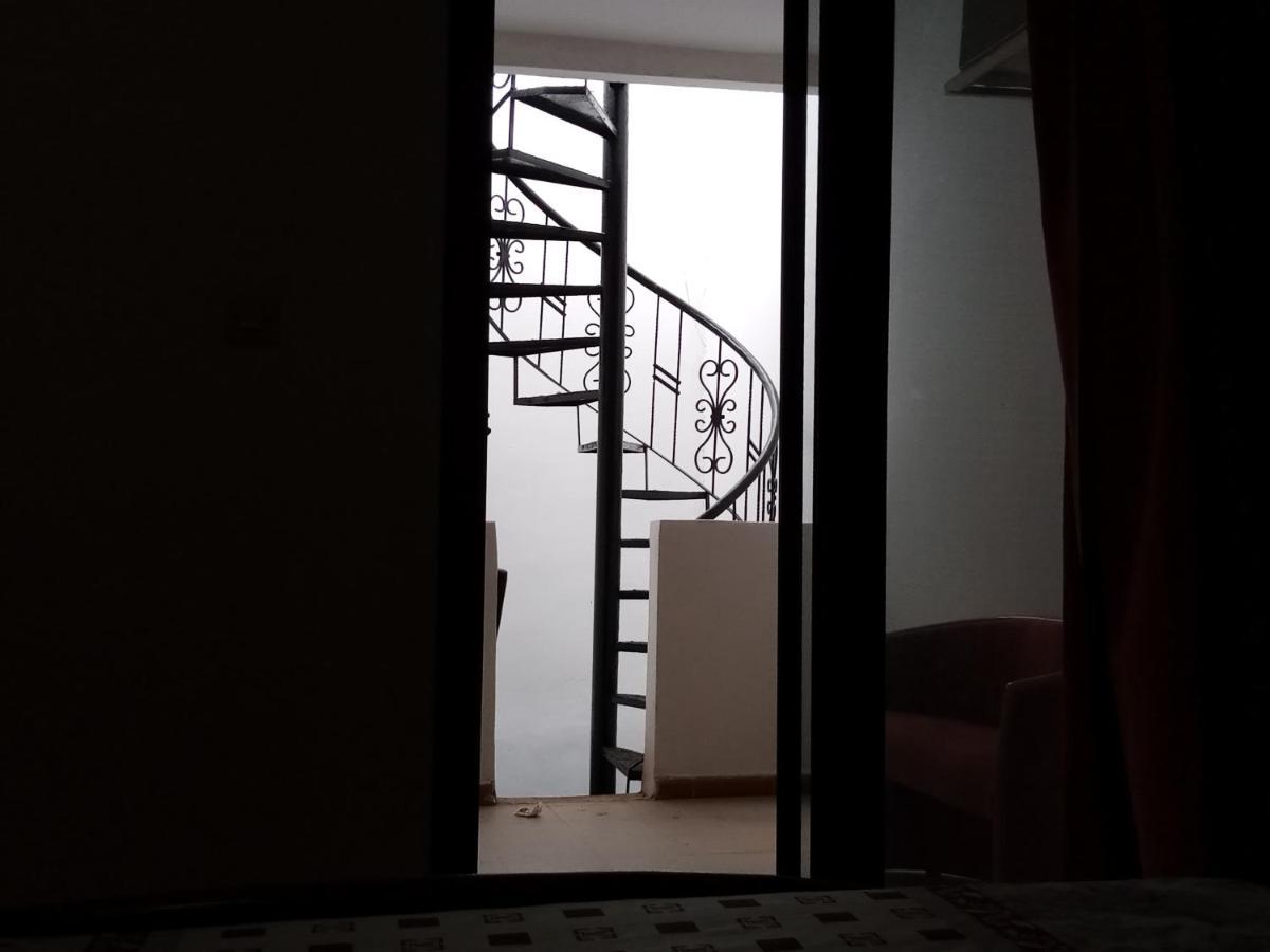 Kakatar Family Residence , Yoff Dakar Ngoại thất bức ảnh